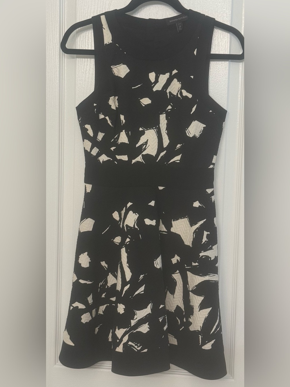 Banana Republic Black and Cream Abstract Floral Fit-and-Flare Dress